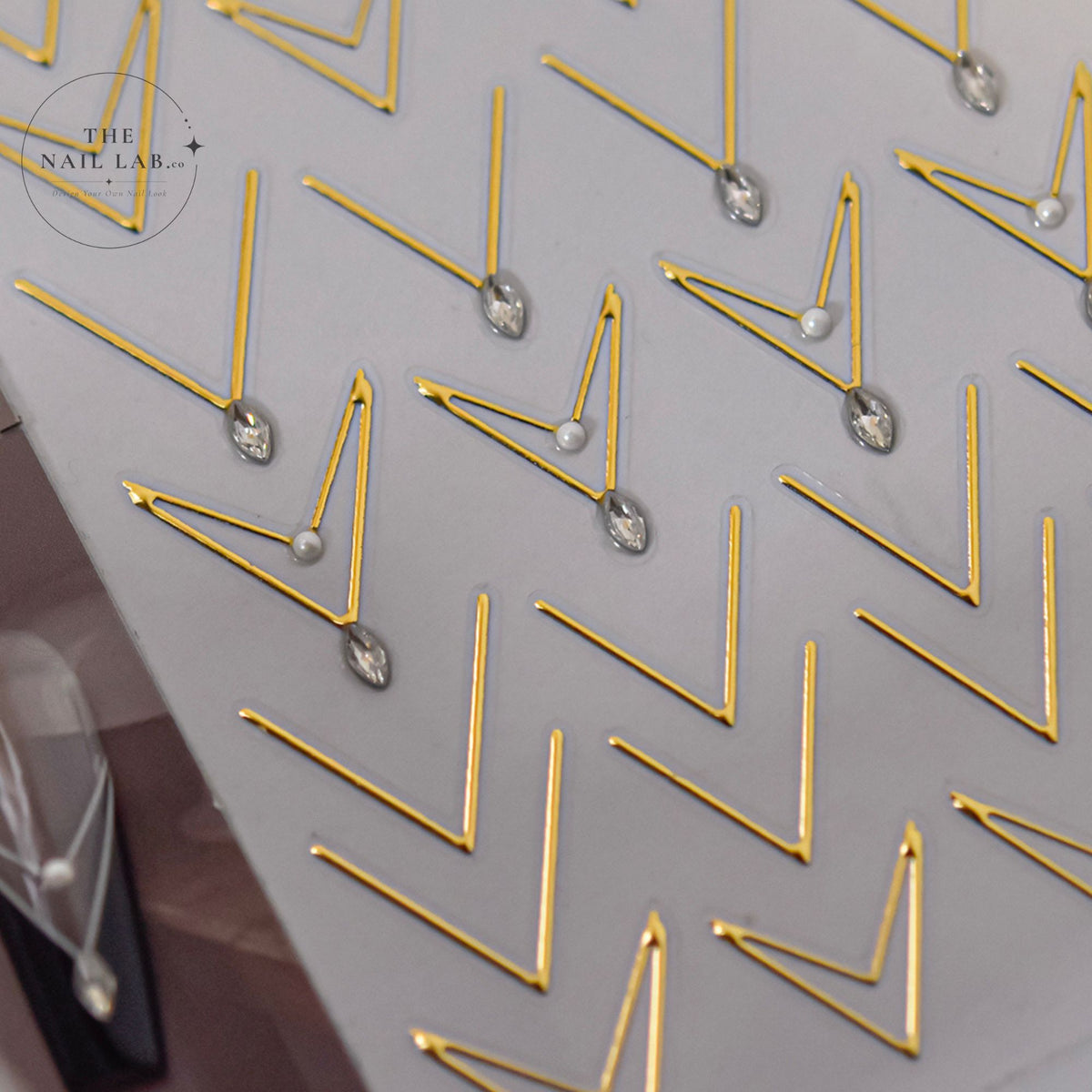 Metal Triangle